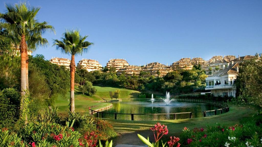 New refurnished Apartment Elviria Hills Marbella