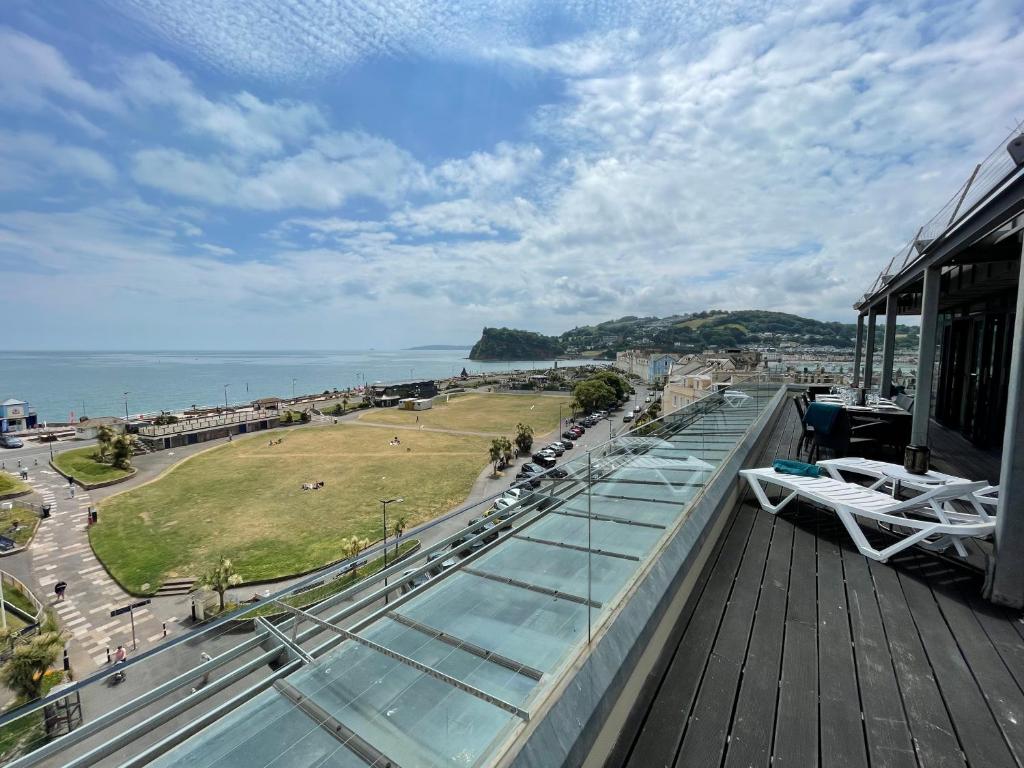 Riviera Apartments - Five Stylish Penthouse Apartments with Unrivalled Sea Views of Teignmouth, Shaldon, The Jurassic Coastline & The Teign Estuary