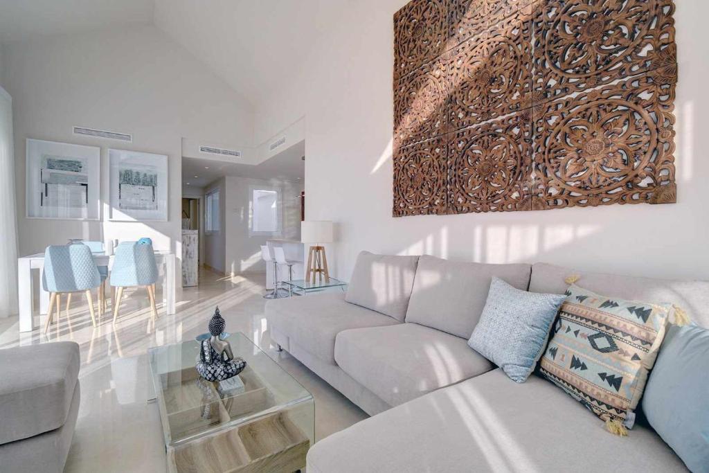 Luxury Penthouse Alcazaba Lagoon 521 EHHouse