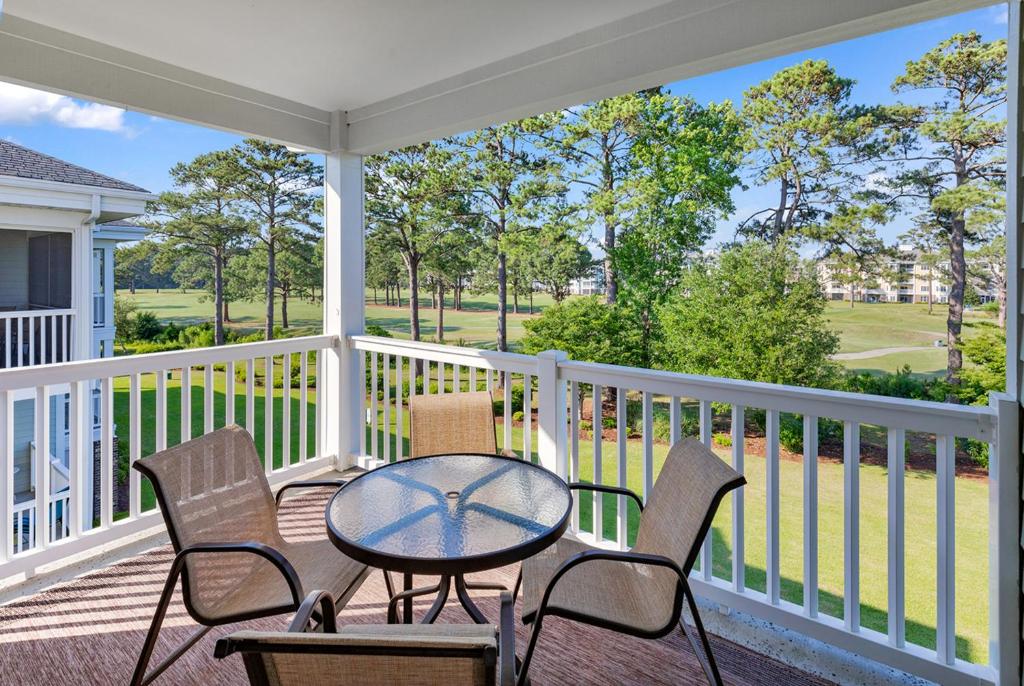 Stunning 3BR Condo near Myrtlewood Golf Resort and Beach