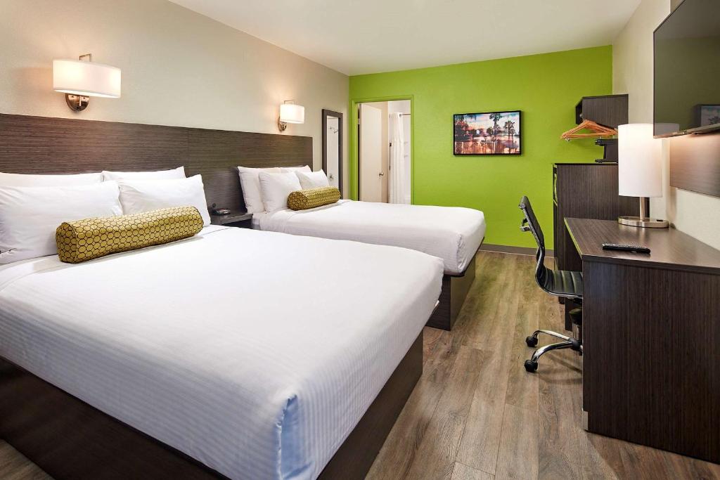 SureStay Hotel by Best Western San Diego Pacific Beach