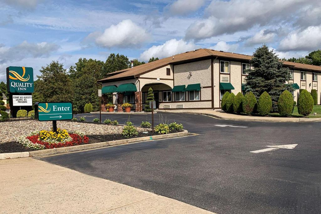 Quality Inn near Toms River Corporate Park