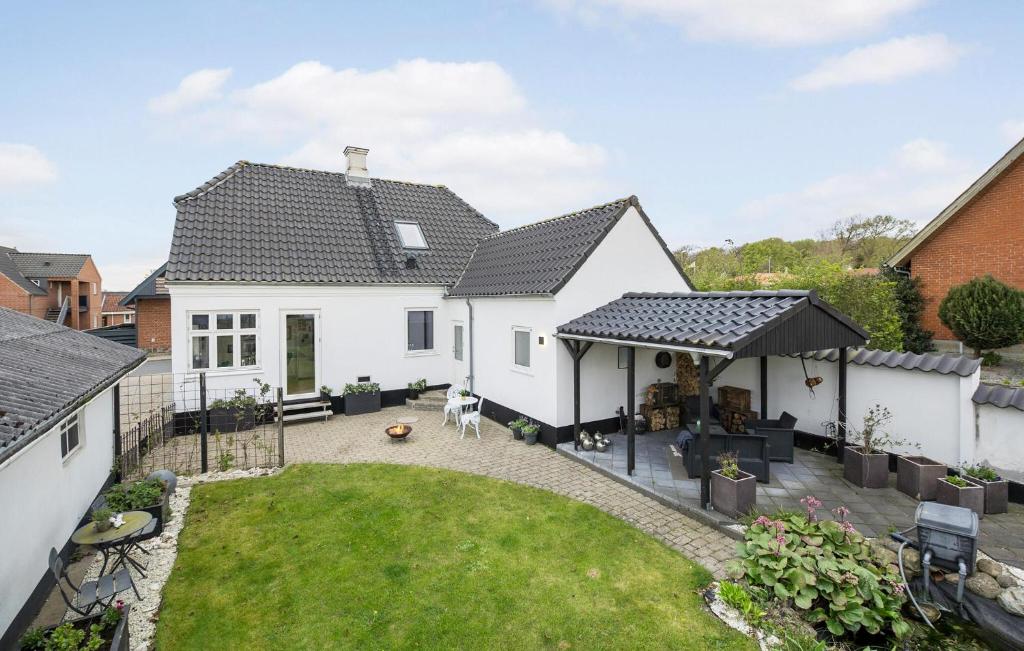 Stunning Home In Fjerritslev With Wifi